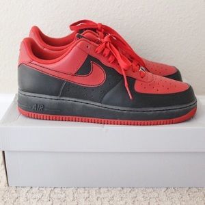 Nike Men’s Air Force 1 Low - Vrsty Red (Size 10.5)